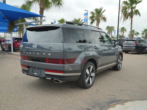 Used 2024 Hyundai Santa Fe Limited FWD image 5