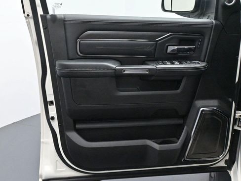 Used 2022 RAM 3500 Limited AWD/4WD image 10
