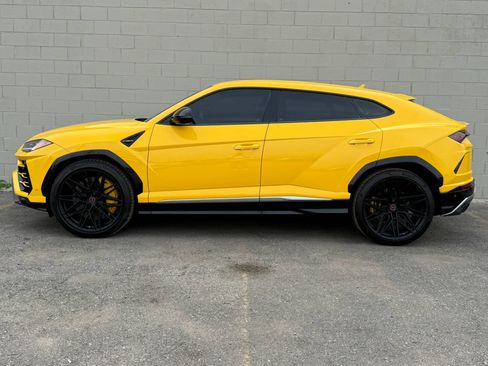 Used 2019 Lamborghini Urus AWD/4WD image 4