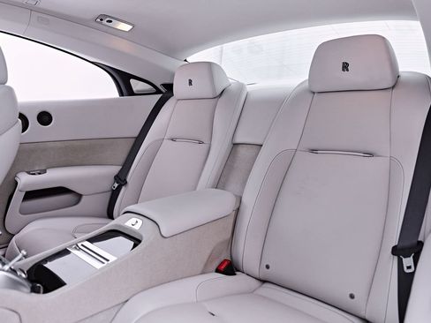 Used 2014 Rolls-Royce Wraith RWD image 48
