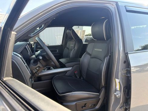 Used 2025 RAM 2500 Laramie w/ Night Edition AWD/4WD image 20
