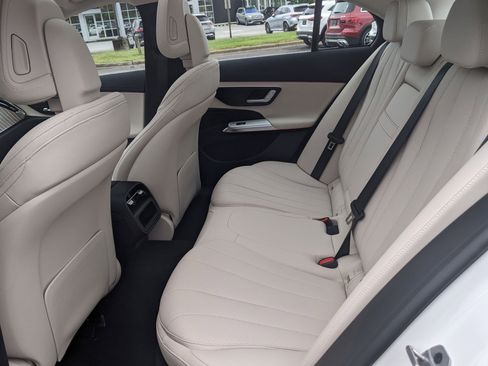 Certified 2025 Mercedes-Benz E 350 4MATIC Sedan image 27