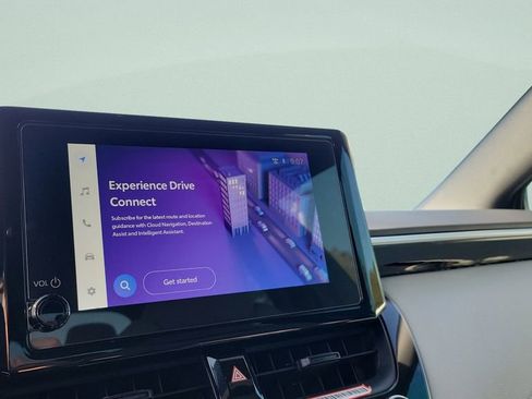 Used 2025 Toyota Corolla SE image 21