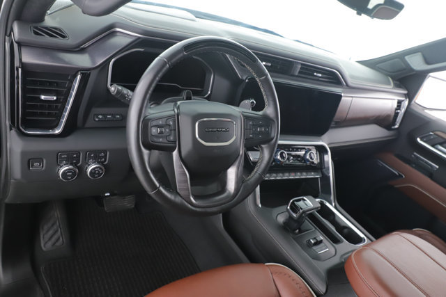 Used 2023 GMC Sierra 1500 Denali Ultimate AWD/4WD image 18