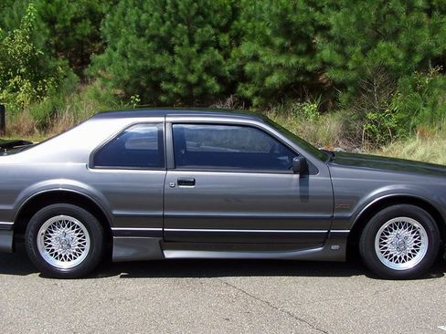 Used 1990 Lincoln Mark VII LSC RWD image 5