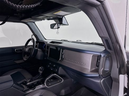 Used 2022 Ford Bronco Outer Banks image 29
