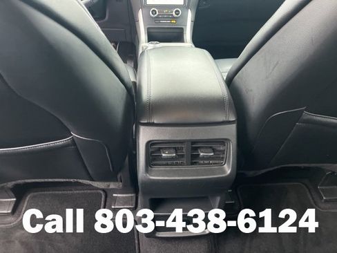Used 2023 Ford Edge SEL image 14