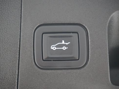 Used 2022 Cadillac XT5 Premium Luxury w/ Technology Package image 35