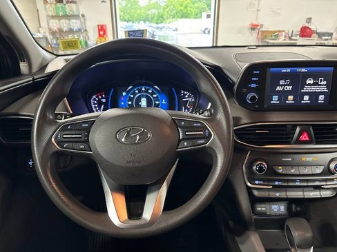 Used 2019 Hyundai Santa Fe SEL AWD/4WD image 11