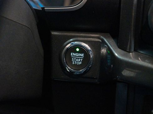 Used 2022 Ford F150 XLT w/ Equipment Group 302A High image 39