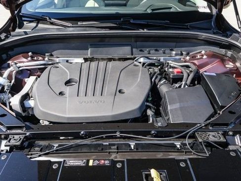 New 2026 Volvo XC60 B5 Ultra w/ Climate Package image 20