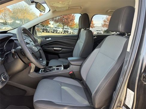 Used 2017 Ford Escape SE image 23