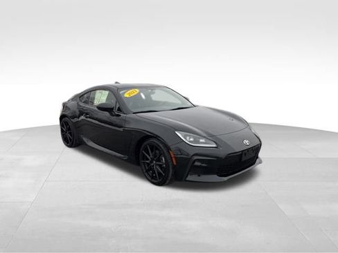 Certified 2023 Toyota GR86 Premium w/ ALL Weather Mat Package (TMS) image 7