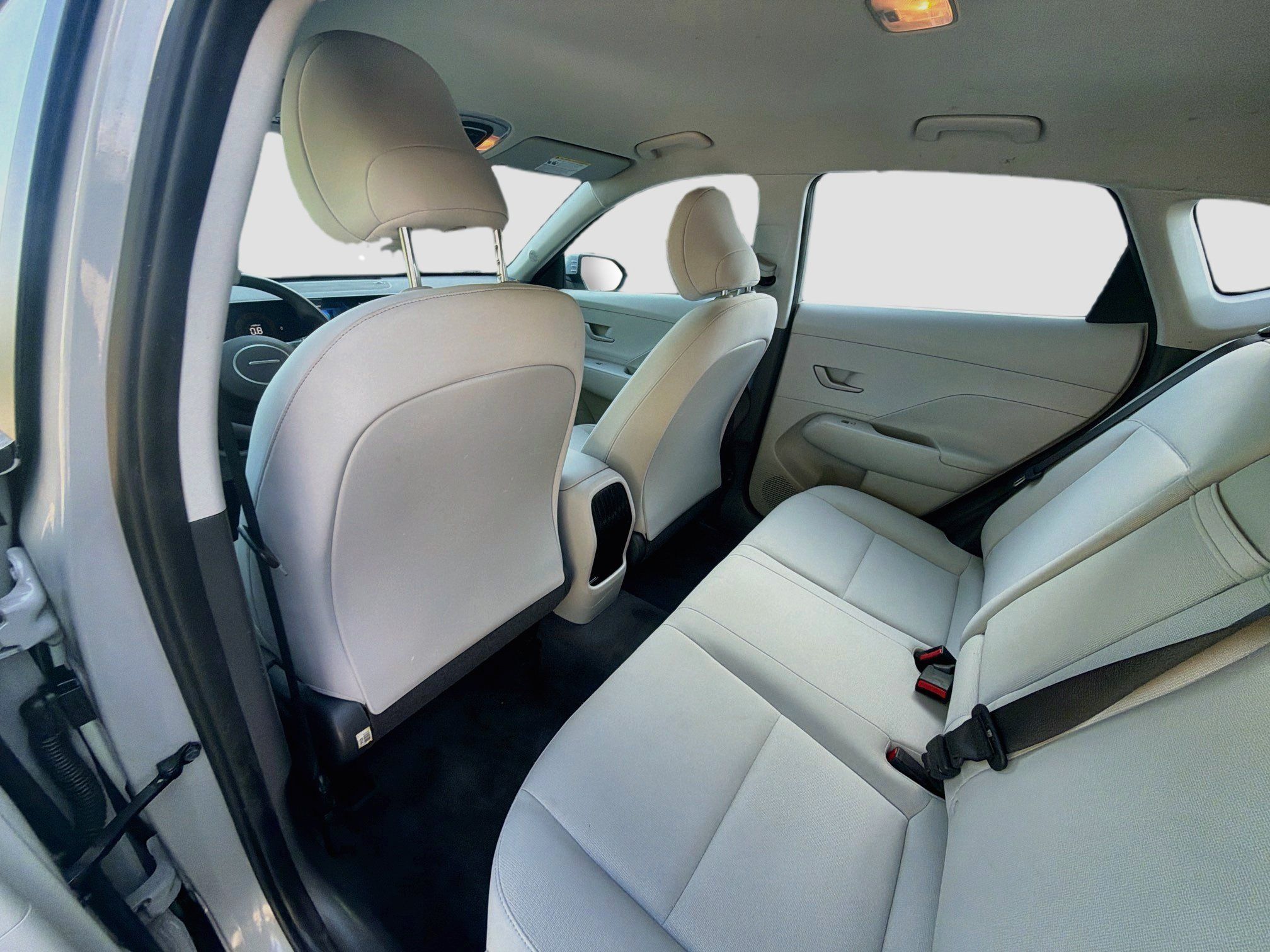 Used 2024 Hyundai Kona SE FWD image 21