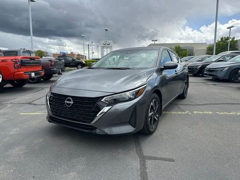 New 2025 Nissan Sentra SV FWD image 4