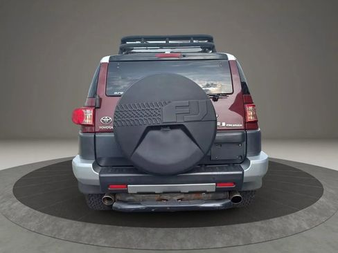 Used 2011 Toyota FJ Cruiser 4WD image 6