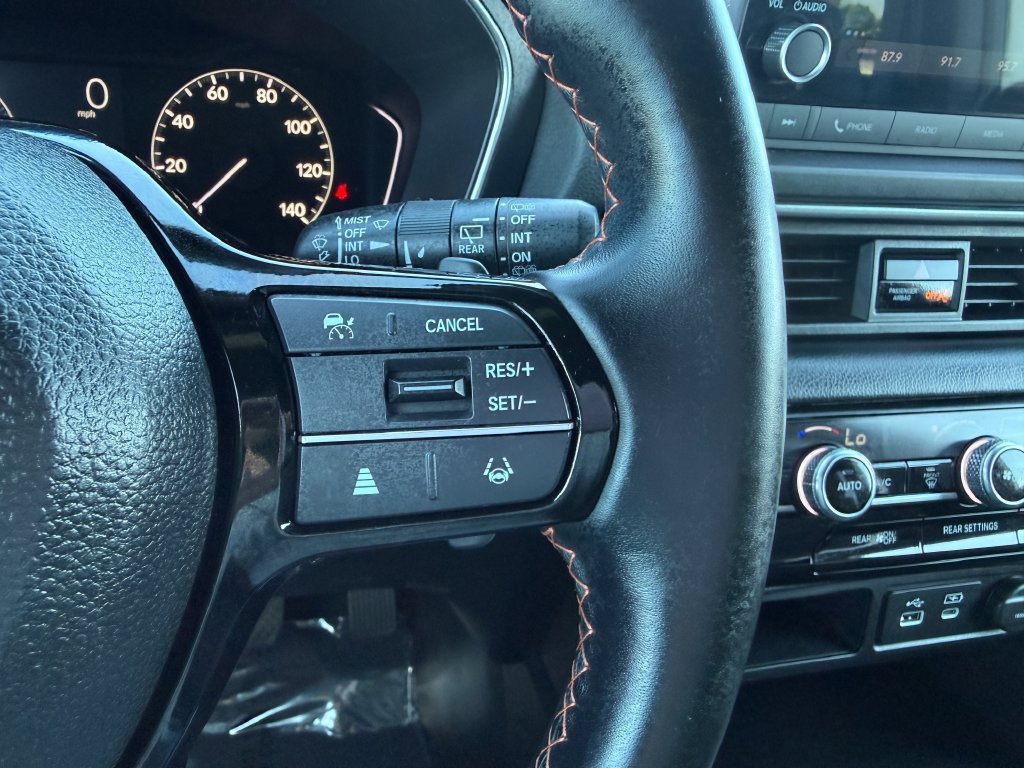 Certified 2025 Honda Pilot Sport image 26