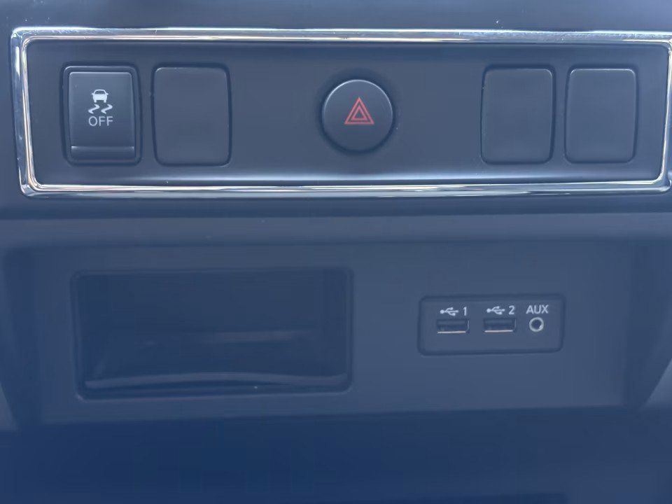 Used 2019 Nissan Titan SV RWD image 21