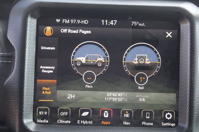 Used 2023 Jeep Wrangler Unlimited Sahara w/ Cold Weather Group AWD/4WD image 35