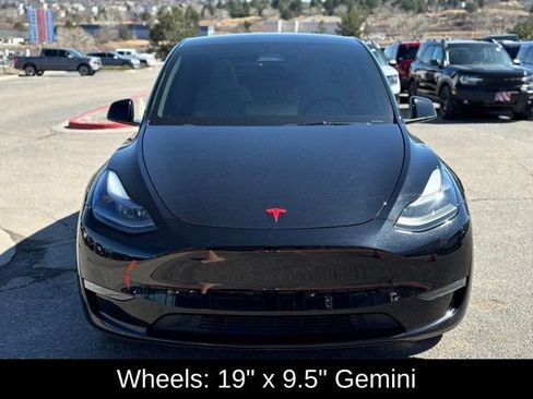 Used 2023 Tesla Model Y Long Range image 9