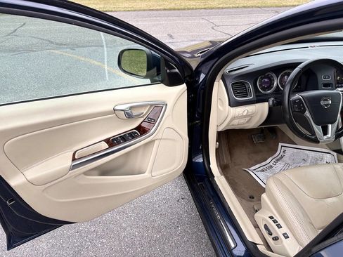 Used 2013 Volvo S60 T5 AWD/4WD image 8