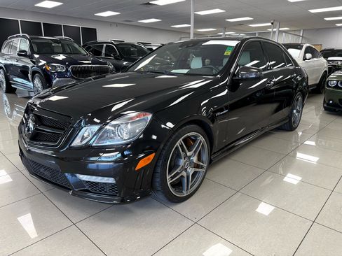 Used 2013 Mercedes-Benz E 63 AMG E63 AMG Sedan w/ AMG Performance Pkg image 8
