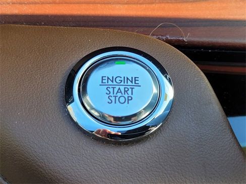 Certified 2022 Lincoln Aviator Reserve w/ Equipment Group 201A image 25