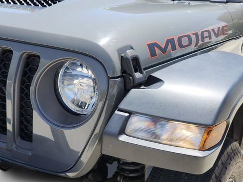 Used 2021 Jeep Gladiator Mojave AWD/4WD image 38