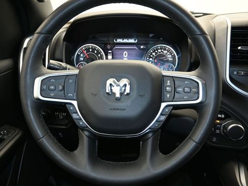 Used 2025 RAM 1500 Big Horn AWD/4WD image 13