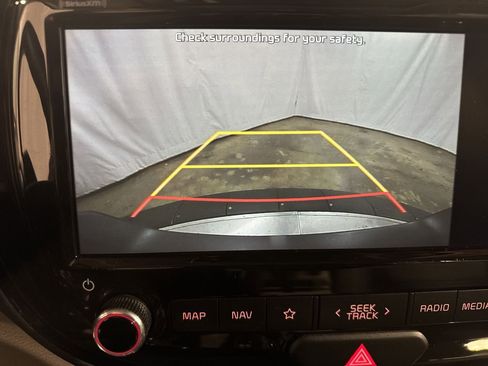 Used 2021 Kia Soul EX image 15