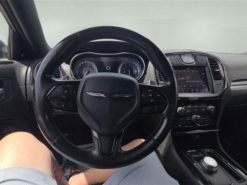 Used 2021 Chrysler 300 S image 8