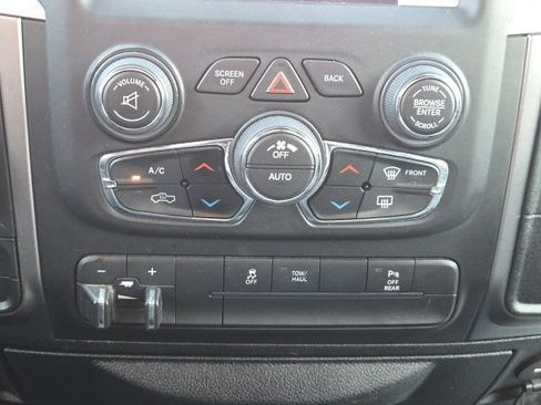 Used 2022 RAM 1500 Warlock AWD/4WD image 28
