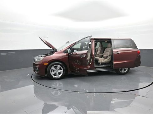 Used 2020 Honda Odyssey EX image 40