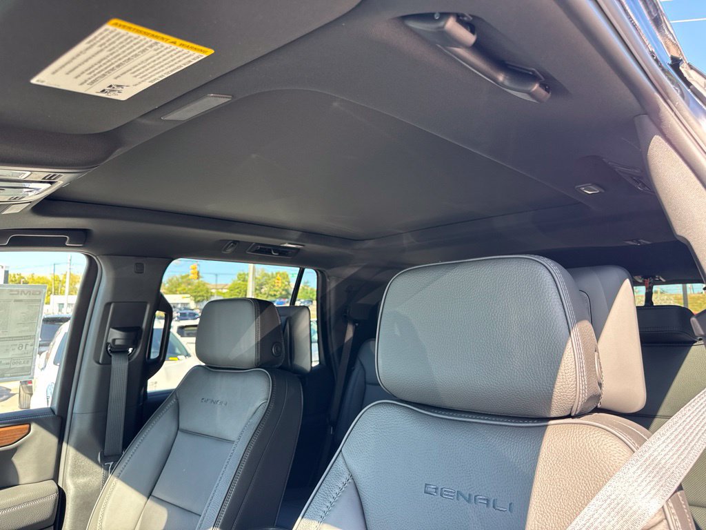 New 2026 GMC Yukon Denali AWD/4WD image 18