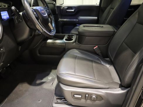 Used 2020 GMC Sierra 1500 SLT w/ SLT Premium Plus Package AWD/4WD image 17