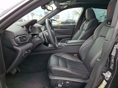 Used 2024 Maserati Levante GT Ultima AWD/4WD image 13