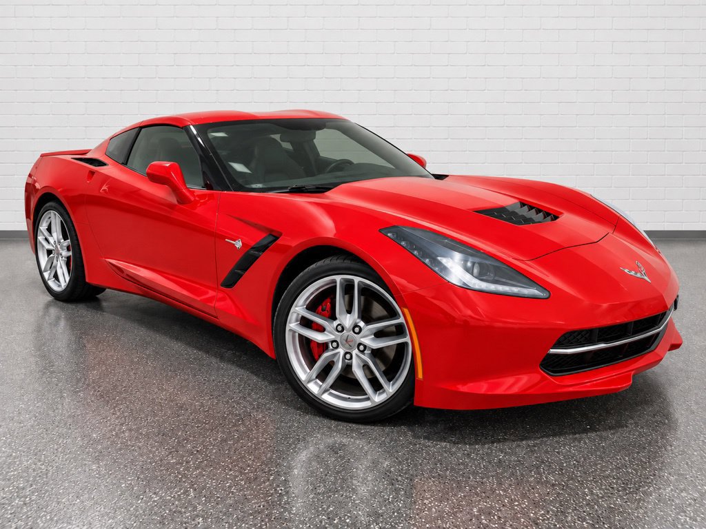 Used 2017 Chevrolet Corvette Stingray Coupe w/ 1LT RWD image 5