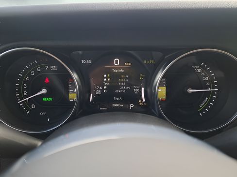 Used 2023 Jeep Wrangler Unlimited Sahara w/ Cold Weather Group AWD/4WD image 19