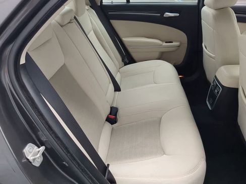 Certified 2023 Chrysler 300 Touring w/ Safetytec Plus Group RWD image 20