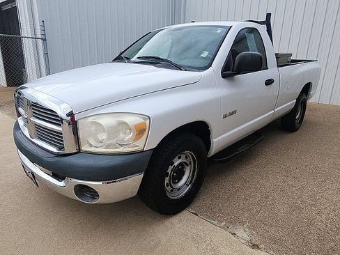 Used 2008 Dodge Ram 1500 Truck ST w/ Popular Equipment Group RWD image 4