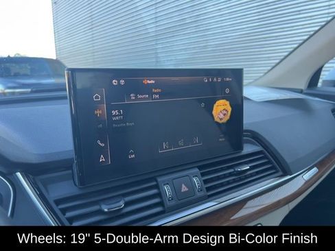 Used 2022 Audi Q5 2.0T Premium w/ Convenience Package image 20