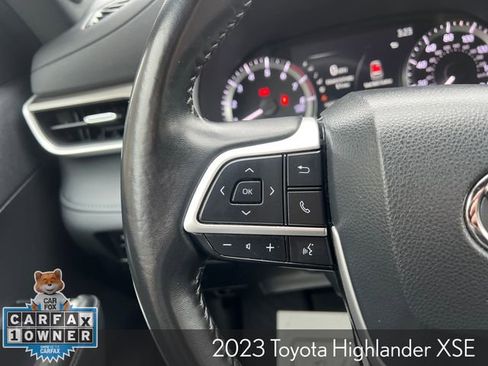Used 2023 Toyota Highlander XSE image 30