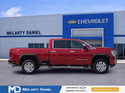 Used 2023 GMC Sierra 2500 Denali w/ Denali Ultimate Package AWD/4WD image 6