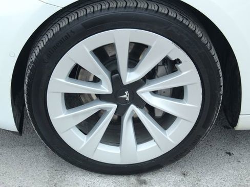 Used 2022 Tesla Model 3 Long Range image 15