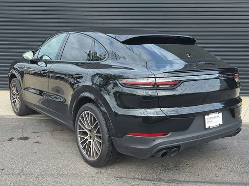 Certified 2023 Porsche Cayenne Platinum Edition AWD/4WD image 3