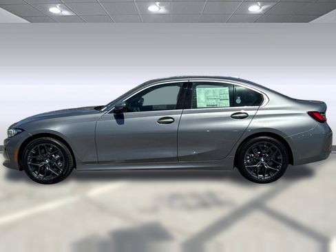 Used 2025 BMW 330i Sedan w/ Convenience Package image 2