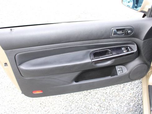 Used 2001 Volkswagen GTI GLS FWD image 19