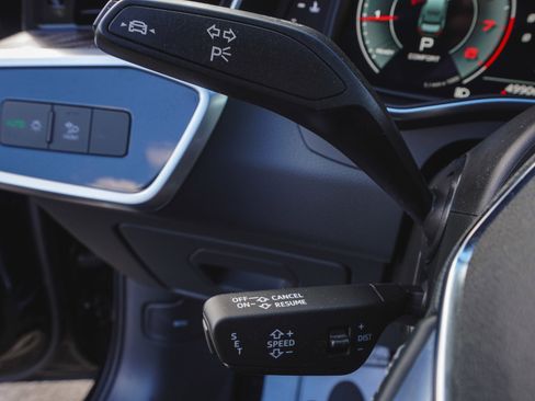 Used 2022 Audi A6 Premium Plus w/ Premium Plus Package image 20