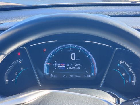 Certified 2020 Honda Civic EX image 26