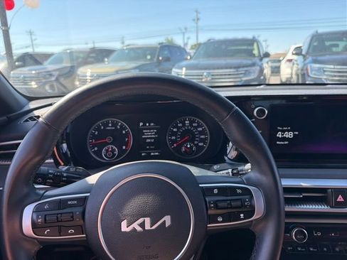 Used 2023 Kia K5 GT-Line w/ GT-Line Premium Package FWD image 8